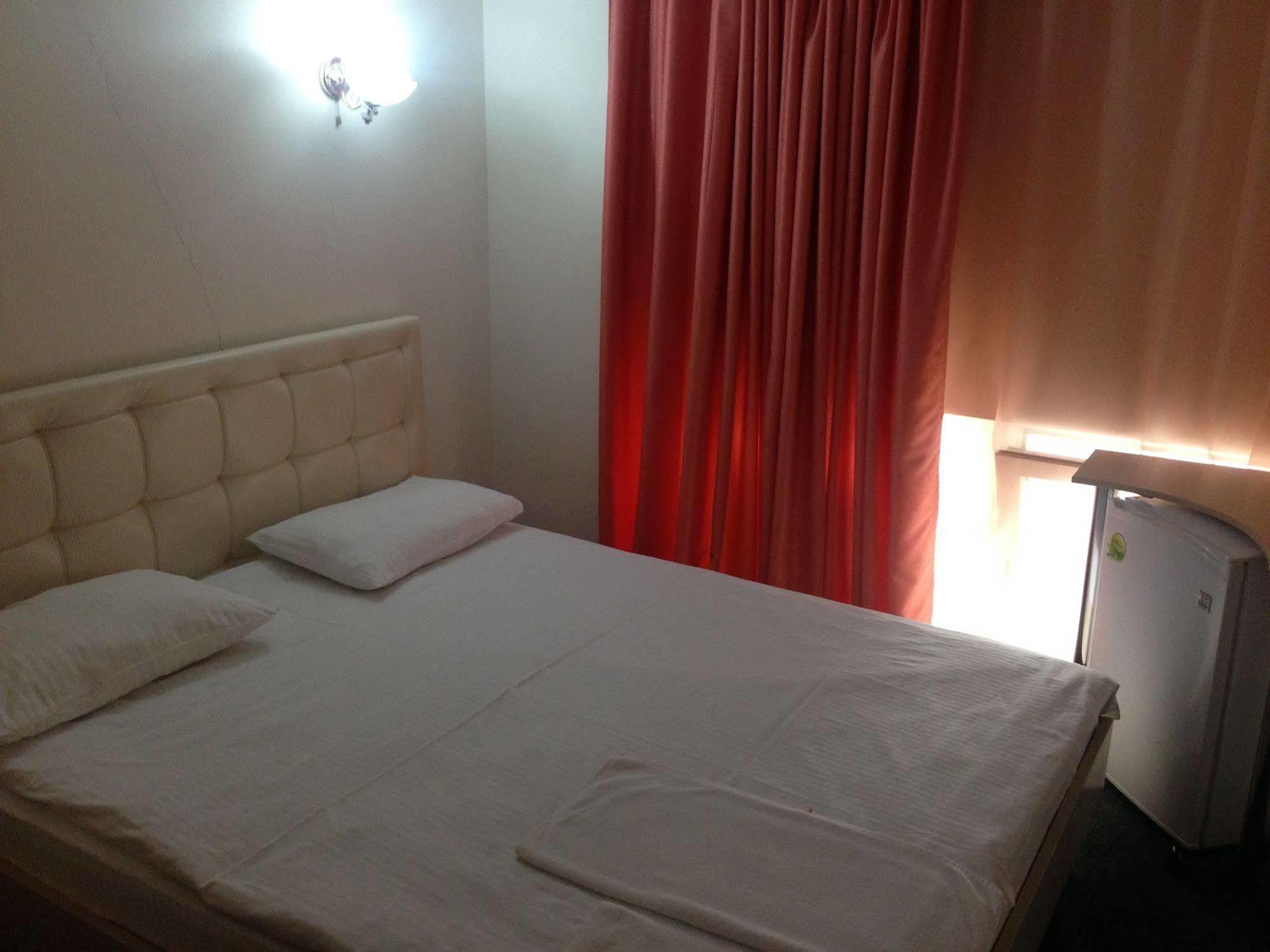 Bayterek Hotel 아스타나 외부 사진