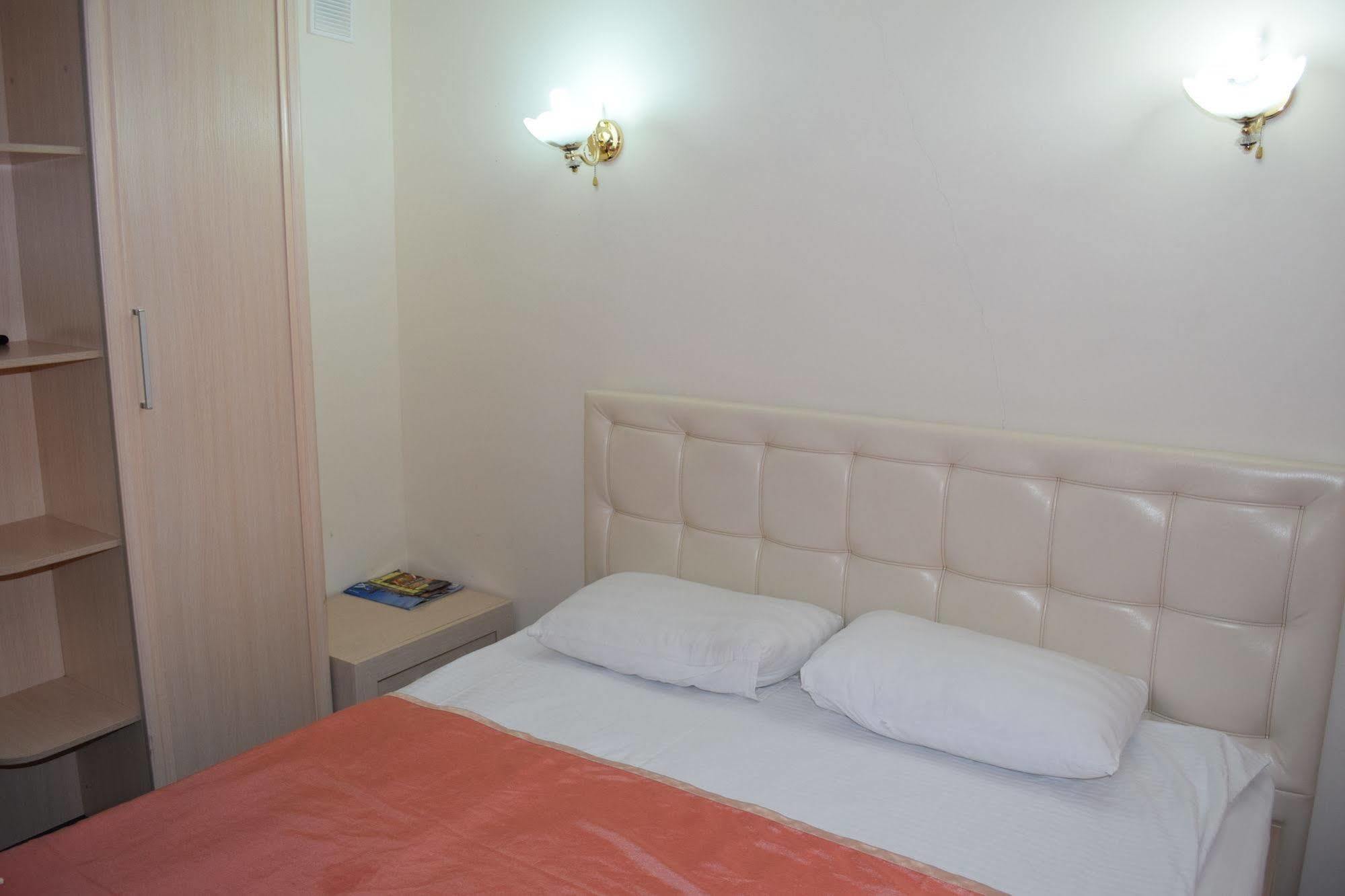 Bayterek Hotel 아스타나 외부 사진